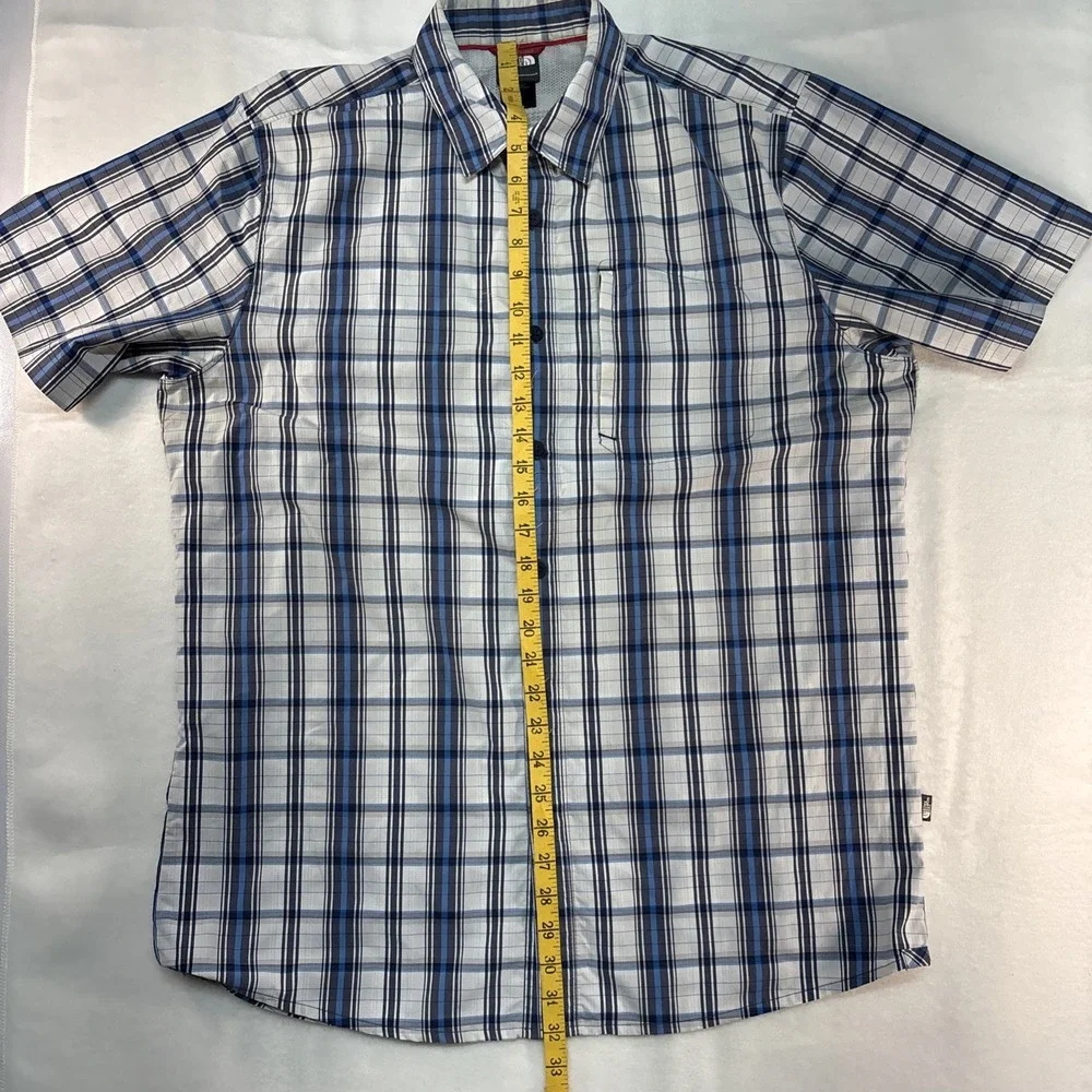 The North Face Breathable‎ Button Up Short Sleeve Shirt Blue And White-  Large
